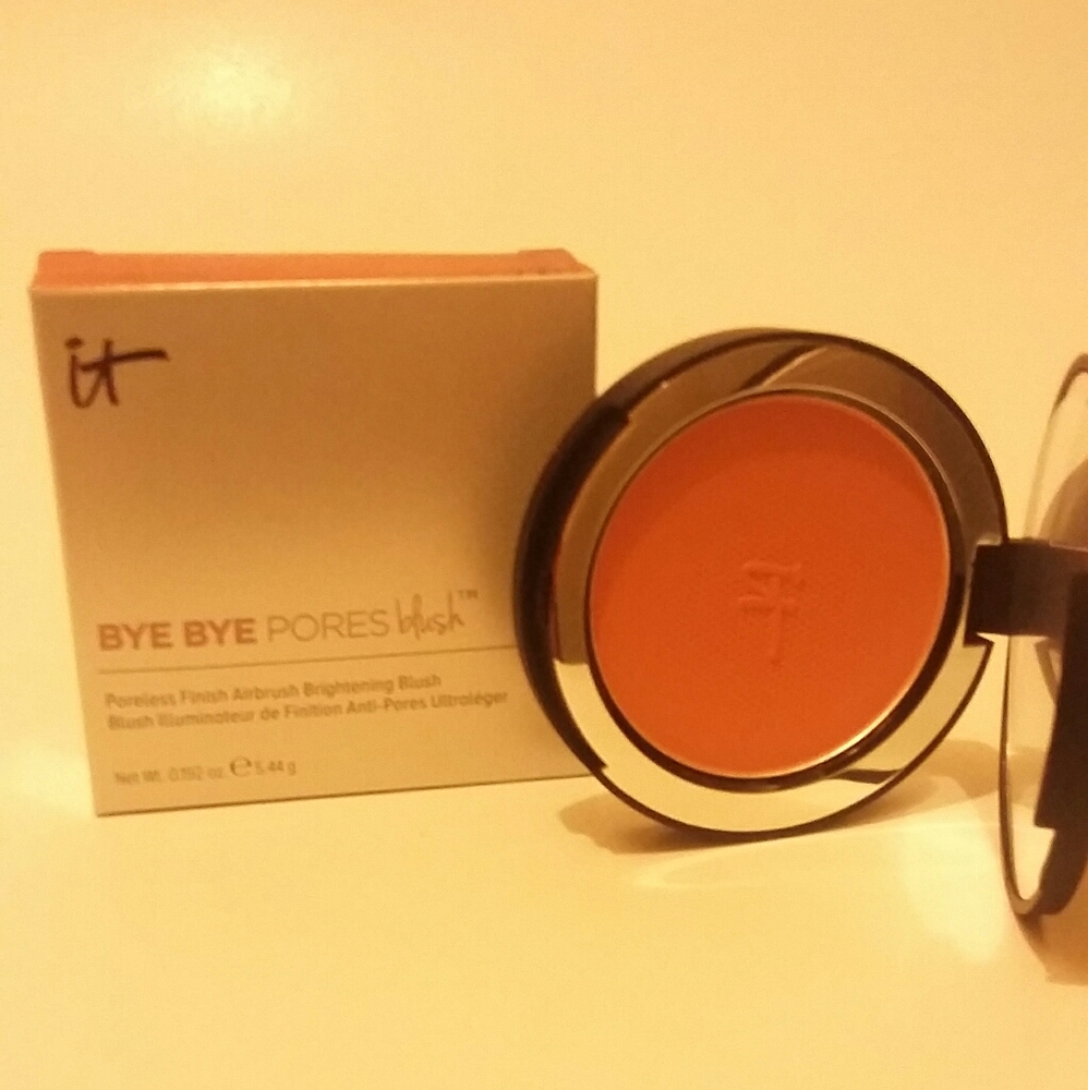 It Cosmetics Blush